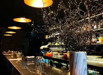 Fú Cocktail & Wine Bar