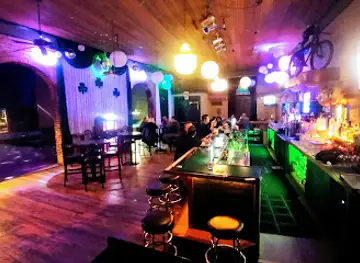 Paddy's Bar & Lounge