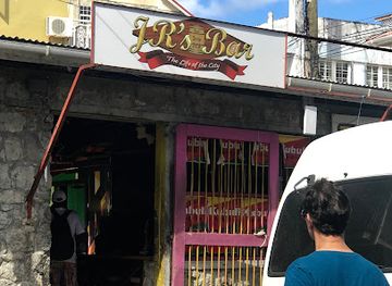dominica/la-plaine/bar/jrs-bar