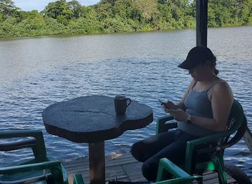 costa-rica/tortuguero-national-park/bar/centro-turistico-muka