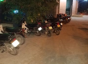 vietnam/red-river-delta/bar/karaoke-family-cafe