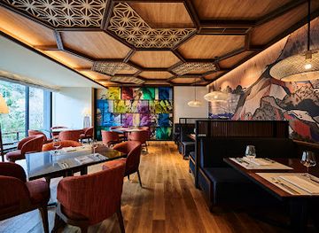 japan/hakone/bar/riverside-kitchen-bar