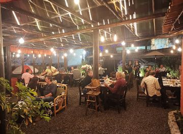 ecuador/northeast-oriente/bar/swiss-bistro-banos