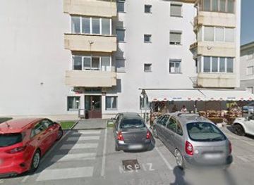 slovenia/postojna/bar/bar-park-peter-princes-s-p