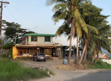 fiji/yasawa-islands/bar/hill-top-kava-bar