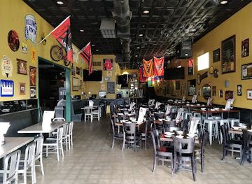 texas/lubbock/north-overton/bar/cricket-s-draft-house-grill