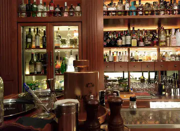 Tasting Room - Premium Spirits & Cocktails