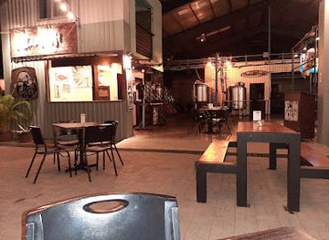 costa-rica/jaco/bar/puddlefish-brewery