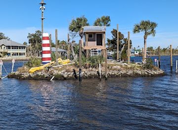 florida/homosassa-springs-wildlife-state-park/bar/florida-cracker-kitchen-at-riverside-resort