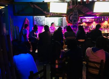 peru/tacna/bar/ellipsis