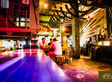 Chart Bar Khaosan