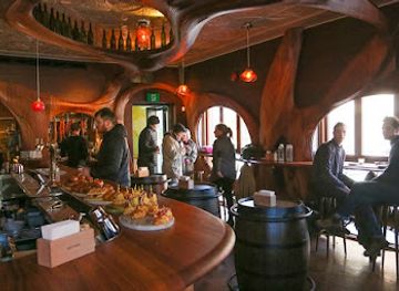 canada/northwest-territories/bar/bar-raval
