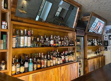 georgia/khevi/bar/the-creek