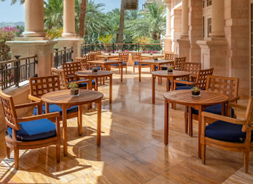 jordan/aqaba-coast/bar/al-nafoura-bar-terrace