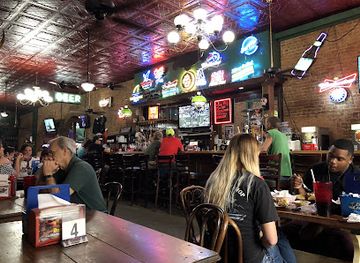 texas/piney-woods/bar/auntie-skinner-s-riverboat-club