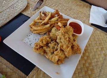 the-bahamas/nassau/cable-beach/bar/harvey-s-bar-lounge