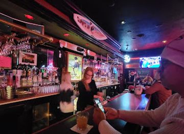 wisconsin/glacial-lake-wisconsin/bar/fat-cats