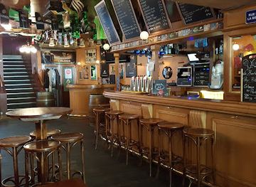 france/provence/bar/the-quiet-man