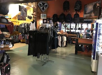 christmas-island/red-crabs-migration-area/bar/red-crab-surf