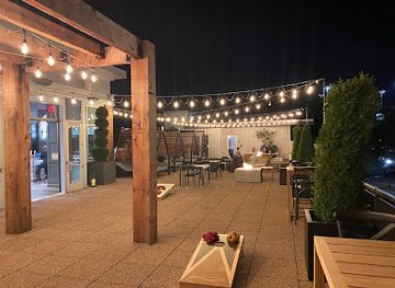tennessee/lookout-mountain/bar/high-rail-rooftop-bar-space
