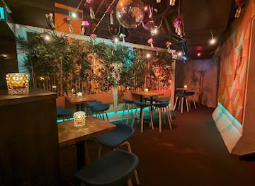 sweden/stockholm/ostermalm/bar/lucy-s-flower-shop