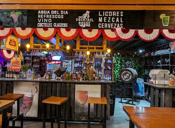 mexico/mixteca/bar/cocktail-house-oax