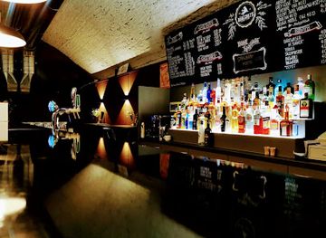 switzerland/bern/altstadt/bar/baregrotte