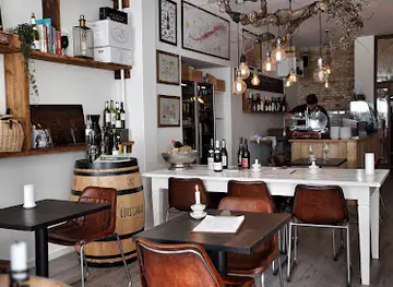Lalou Vinbar