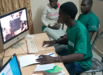 mali/macina/bar/maya-traore