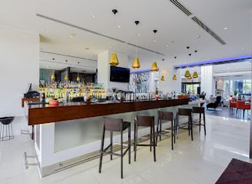 kenya/nairobi/bar/humidor-bar-lounge