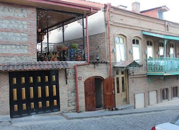 georgia/signagi/bar/host-of-signagi-restaurant