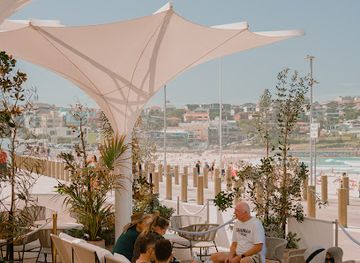 australia/sydney/bondi-beach/bar/front-yard-bar-at-promenade-bondi-beach