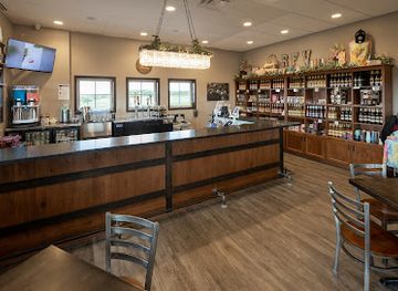minnesota/glacial-ridge/bar/rolling-forks-vineyards