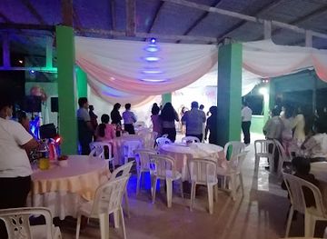 peru/madre-de-dios/bar/la-cochita