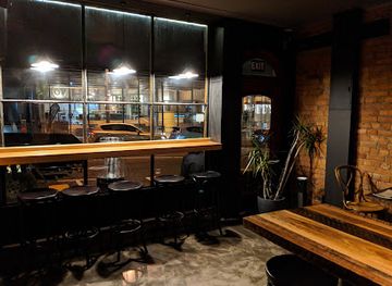 australia/hobart/bar/grinners-dive-bar