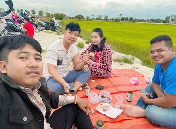cambodia/kandal/bar/happy-group-place