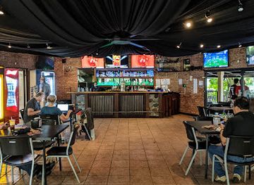 panama/boquete/bar/tapout