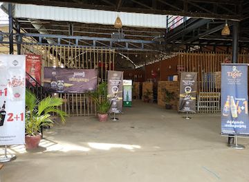 cambodia/kampong-thom/bar/night-star-ii