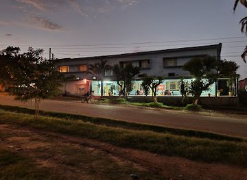 mozambique/gorongosa-national-park/bar/pousada-azul