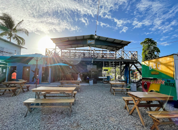panama/bocas-del-toro/bar/space-lounge-and-restaurant