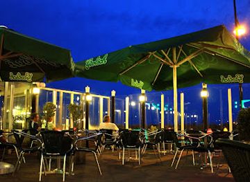 netherlands/bollenstreek/bar/harbourlights