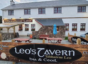 ireland/slieve-league-cliffs/bar/leo-s-tavern