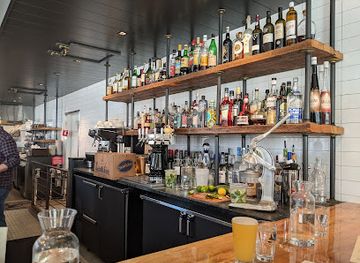 rhode-island/newport-cliff-walk/bar/bar-cino-newport