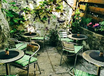 italy/verona/bar/art-cafe-limeole-house