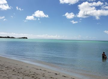 antigua-and-barbuda/valley-church-beach/bar/sandra-s-beach-shop-bar-and-grill