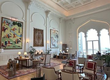 qatar/doha/katara-cultural-village/bar/the-lounge-lounge-in-the-sheddy-katara