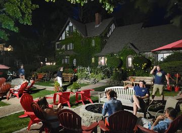 Garden Lounge