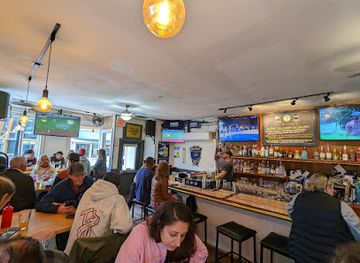 new-hampshire/seacoast-region/bar/tj-s-food-and-spirits