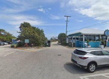 florida/cocoa-beach/bar/ocean-freeze-daiquiri-bar