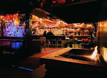 california/laguna-beach/bar/the-sandpiper-lounge